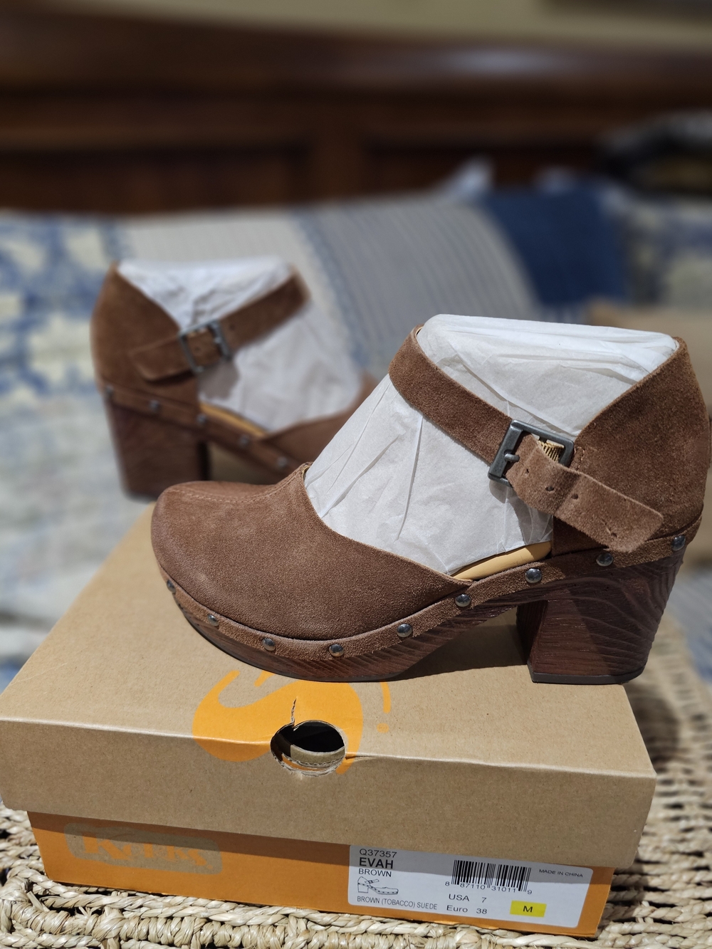 Kork-Ease Brown Suede Mary Jane Clogs with Ankle Strap,NIB - Picture 3 of 6